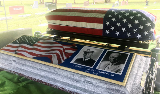 veteran funeral with military honor